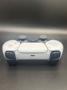 Top-edge view of Glacier White PS5 DualSense unit PS5-WHT-HE-004 showing the USB-C port and shoulder buttons